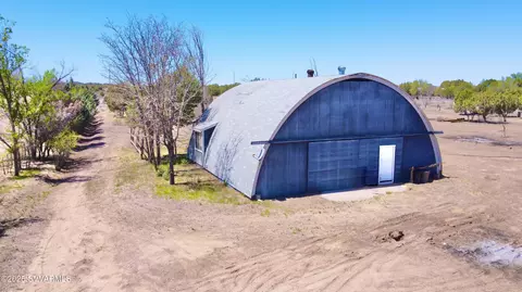 22510 N Post Rd, Paulden, AZ 86334 photo 3
