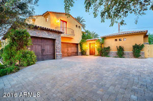 34 E Cactus Wren Dr, Phoenix, AZ 85020 photo 1