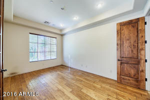34 E Cactus Wren Dr, Phoenix, AZ 85020 photo 16