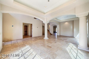34 E Cactus Wren Dr, Phoenix, AZ 85020 photo 5