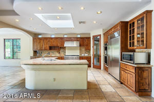 34 E Cactus Wren Dr, Phoenix, AZ 85020 photo 8