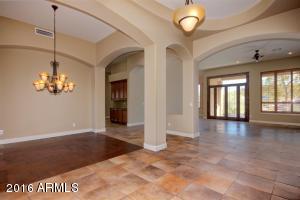 407 E Desert Wind Dr, Phoenix, AZ 85048 photo 10