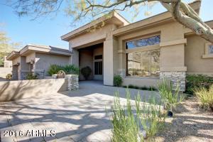 407 E Desert Wind Dr, Phoenix, AZ 85048 photo 1
