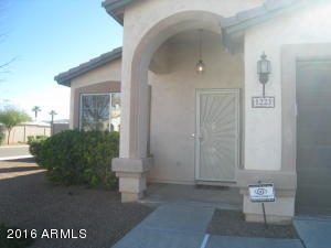 1223 E Grove St, Phoenix, AZ 85040 photo 2