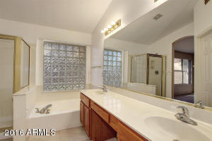 1393 N Roadrunner Dr, Gilbert, AZ 85234 photo 21