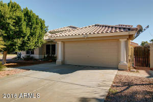 1393 N Roadrunner Dr, Gilbert, AZ 85234 photo 2