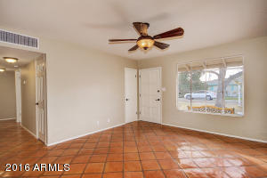 4712 E Cypress St, Phoenix, AZ 85008 photo 7