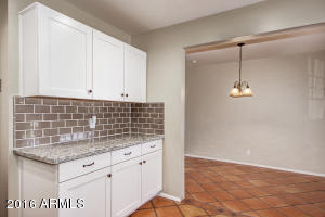 4712 E Cypress St, Phoenix, AZ 85008 photo 5