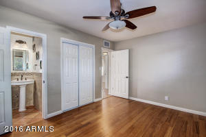 4712 E Cypress St, Phoenix, AZ 85008 photo 10