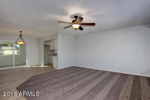 6713 E Dallas St, Mesa, AZ 85205 photo 4