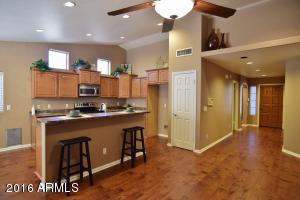 2375 E Sherri Dr, Gilbert, AZ 85296 photo 2