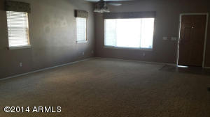 6375 S Legend Ct, Gilbert, AZ 85298 photo 3