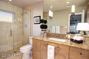 4623 E Osborn Rd, Phoenix, AZ 85018 photo 22