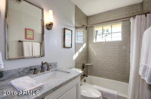 4623 E Osborn Rd, Phoenix, AZ 85018 photo 26