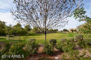 1883 S Sinova Ave, Gilbert, AZ 85295 photo 2