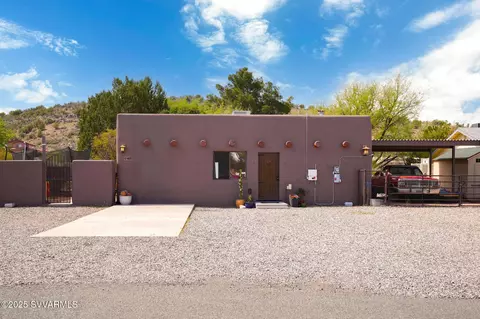4025 E Valley Ln, Rimrock, AZ 86335