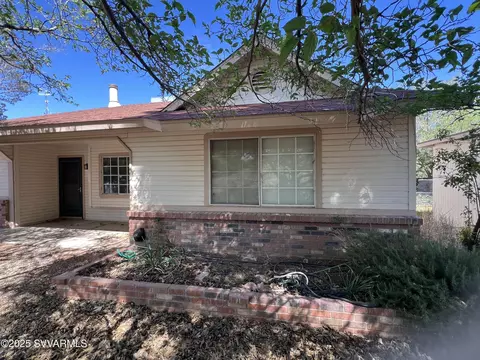 1445 S Gray Bar Dr, Cottonwood, AZ 86326