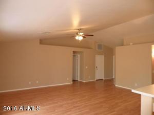 1687 S Cardinal Dr, Apache Junction, AZ 85120 photo 2