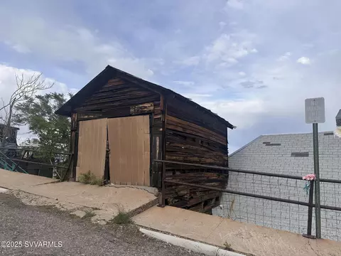 645 Main St, Jerome, AZ 86331 photo 3
