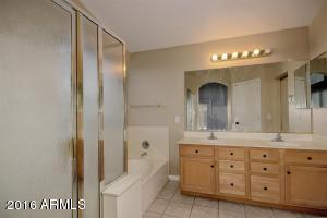 2205 E Catclaw St, Gilbert, AZ 85296 photo 28