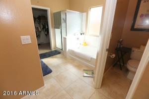 2805 E Trigger Way, Gilbert, AZ 85297 photo 19