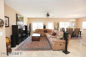 2805 E Trigger Way, Gilbert, AZ 85297 photo 12