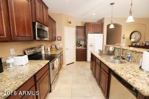 2805 E Trigger Way, Gilbert, AZ 85297 photo 7