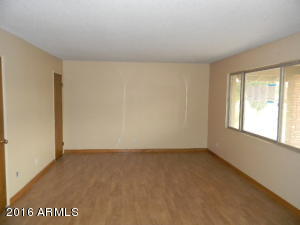 532 E 7th Pl, Mesa, AZ 85203 photo 3