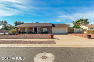 5047 E Toniko Dr, Phoenix, AZ 85044 photo 1