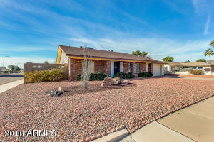 5047 E Toniko Dr, Phoenix, AZ 85044 photo 2