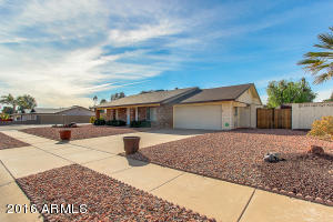 5047 E Toniko Dr, Phoenix, AZ 85044 photo 3