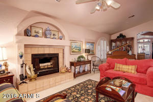 4627 E Shomi St, Phoenix, AZ 85044 photo 6
