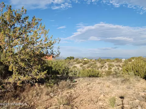 4340 E Seneca Ln, Rimrock, AZ 86335