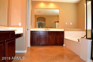 2742 E Hampton Ln, Gilbert, AZ 85295 photo 16