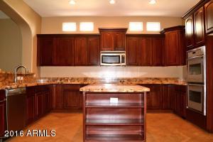2742 E Hampton Ln, Gilbert, AZ 85295 photo 9