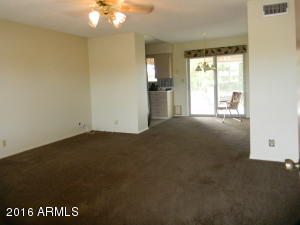 658 N 65th Pl, Mesa, AZ 85205 photo 4