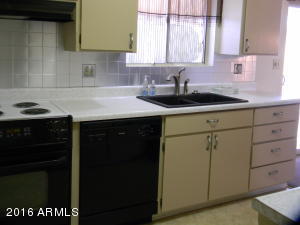 658 N 65th Pl, Mesa, AZ 85205 photo 3