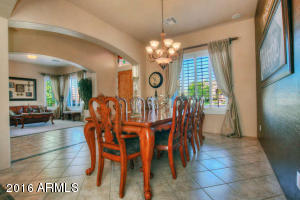 1126 Eli Ct, Gilbert, AZ 85295 photo 3