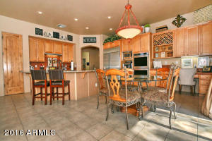 1126 Eli Ct, Gilbert, AZ 85295 photo 5
