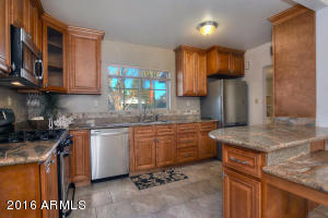 4015 E Avalon Dr, Phoenix, AZ 85018 photo 7
