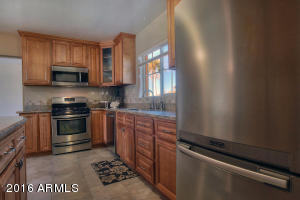 4015 E Avalon Dr, Phoenix, AZ 85018 photo 8