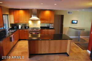 2408 E Cinnabar Ave, Phoenix, AZ 85028 photo 2