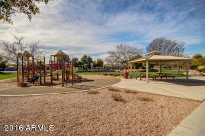 9357 W Milkweed Loop, Phoenix, AZ 85037 photo 31