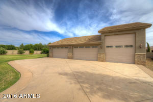 2653 E Villa Park Ct, Gilbert, AZ 85298 photo 25