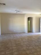 8634 E Hillview St, Mesa, AZ 85207 photo 3