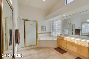 505 E Constitution Dr, Gilbert, AZ 85296 photo 8