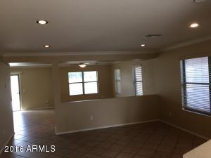 1261 E Clifton Ave, Gilbert, AZ 85295 photo 4