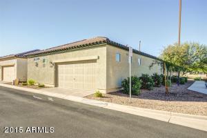 4389 E Woodside Way, Gilbert, AZ 85297 photo 5