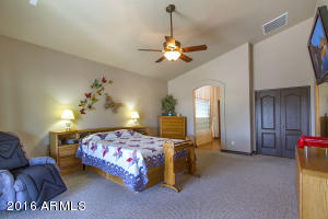 835 S Del Rio Ct, Apache Junction, AZ 85120 photo 13