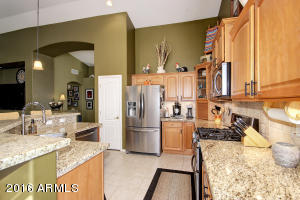 3951 E Wildhorse Dr, Gilbert, AZ 85297 photo 10